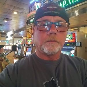 Meet your Posher, Larry